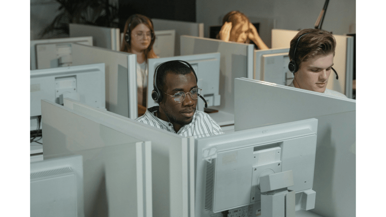 the differences between help desk and network operations center (NOC)