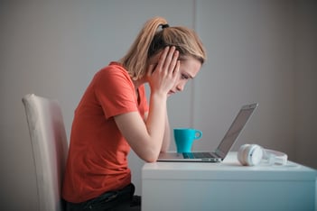 girl frustrated with over budget delayed project IT issues